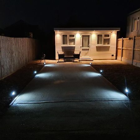 The Tiny Sea Gem Apartment Jaywick Sands Екстериор снимка
