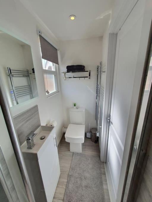 The Tiny Sea Gem Apartment Jaywick Sands Екстериор снимка