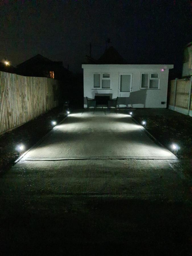 The Tiny Sea Gem Apartment Jaywick Sands Екстериор снимка